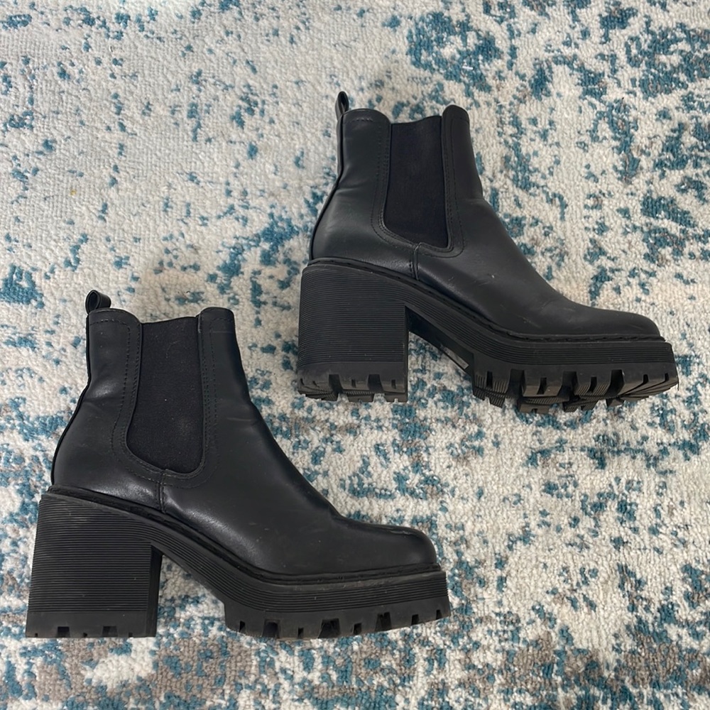 Black H&M boot heels